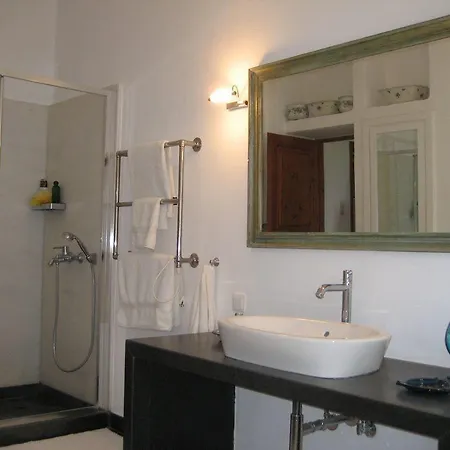 Villa Oleandar Άνω Σύρος