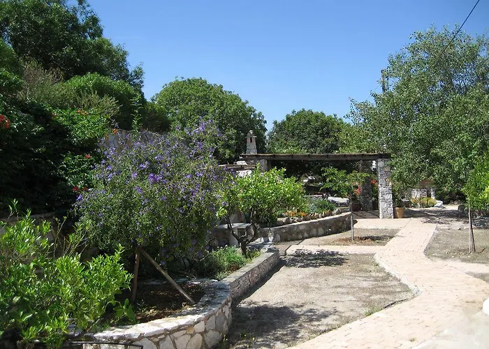 Semesterbostad Villa Oleandar